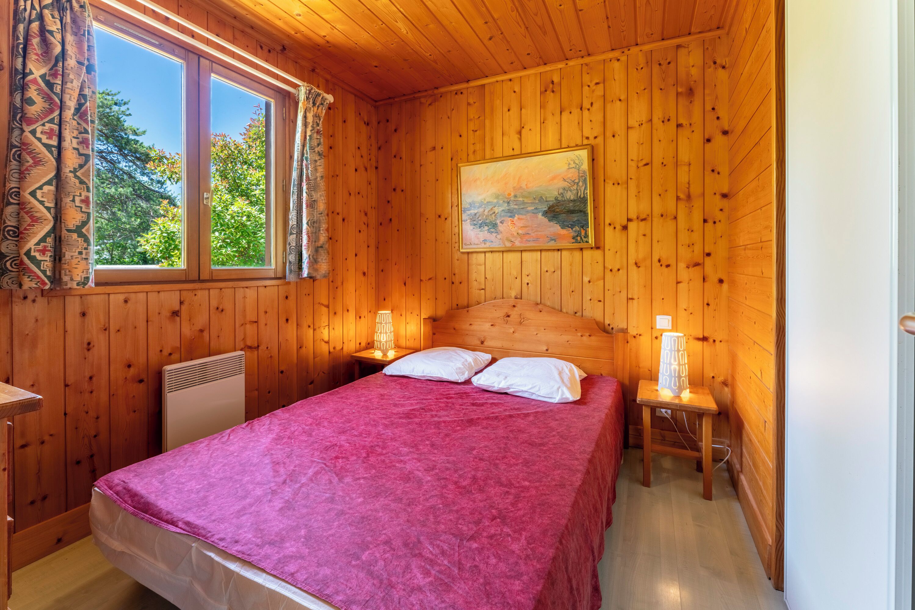 2 chambres, fer et planche à repasser, Wi-Fi gratuit