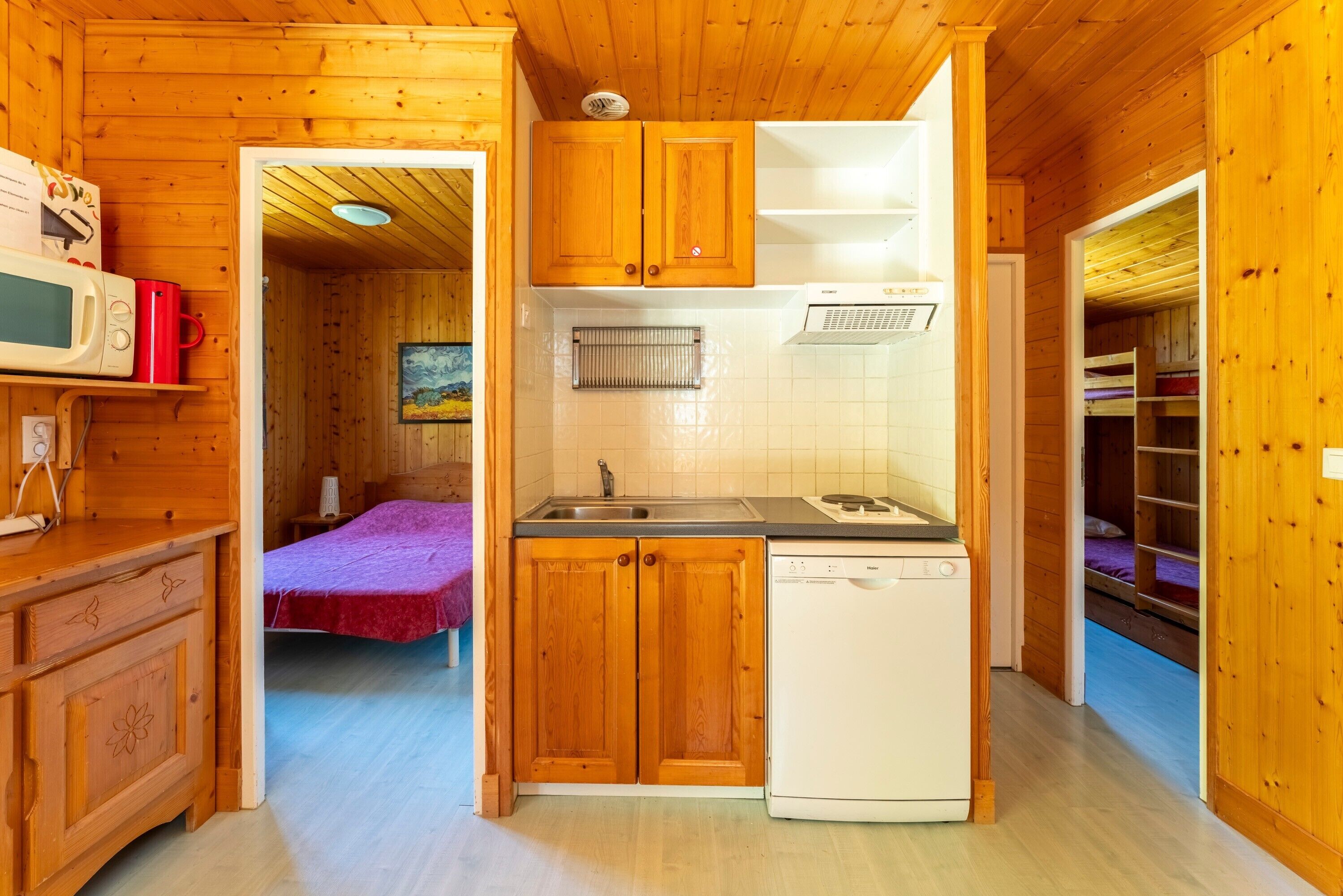 2 slaapkamers, een strijkplank/strijkijzer, gratis wifi