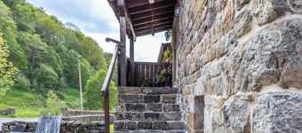 Holiday Home 'La Plazuca Cerrucao' with Mountain View and Shared Garden