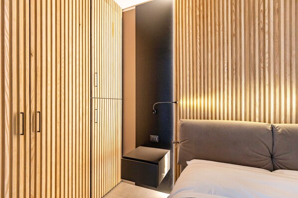 1 slaapkamer, een strijkplank/strijkijzer, gratis wifi, beddengoed