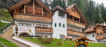 Apartment 'Apartments Mirabell Margherita' with Mountain View, Shared Terrace and Wi-Fi