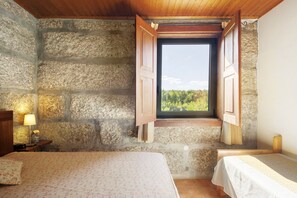 2 camere, ferro/asse da stiro, Wi-Fi gratuito, lenzuola