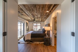 4 chambres, fer et planche à repasser, Wi-Fi gratuit, draps fournis