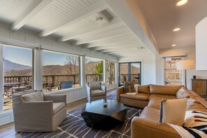 Smart TV, fireplace - Hawthorn House at Hound Ears - STUNNING Grandfather views! Pool table! Updated! (Boone)