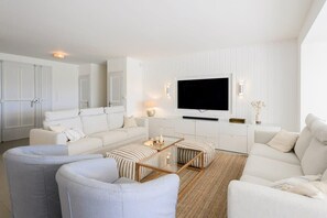 テレビ、ステレオ