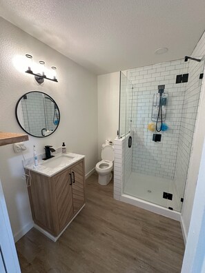 Towels, soap, toilet paper