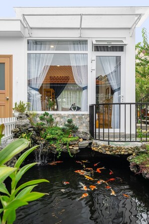 Basic Double Room | Terrace/patio - Do Gia Bao Villa (Da Lat)