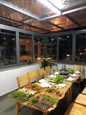 Economy Apartment | In-room dining - Do Gia Bao Villa (Da Lat)