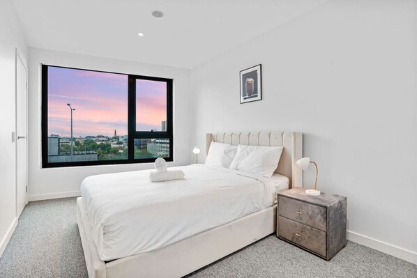 2 bedrooms, iron/ironing board, travel cot, WiFi