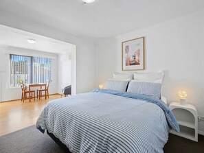 1 bedroom, iron/ironing board, WiFi