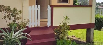 Charming Fully Furnished One Bedroom House - Your Perfect VRBO Retreat!