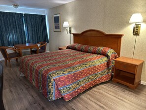 Deluxe-værelse | 1 soveværelse, skrivebord, gratis Wi-Fi