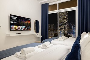 Iron/ironing board, WiFi, bed sheets