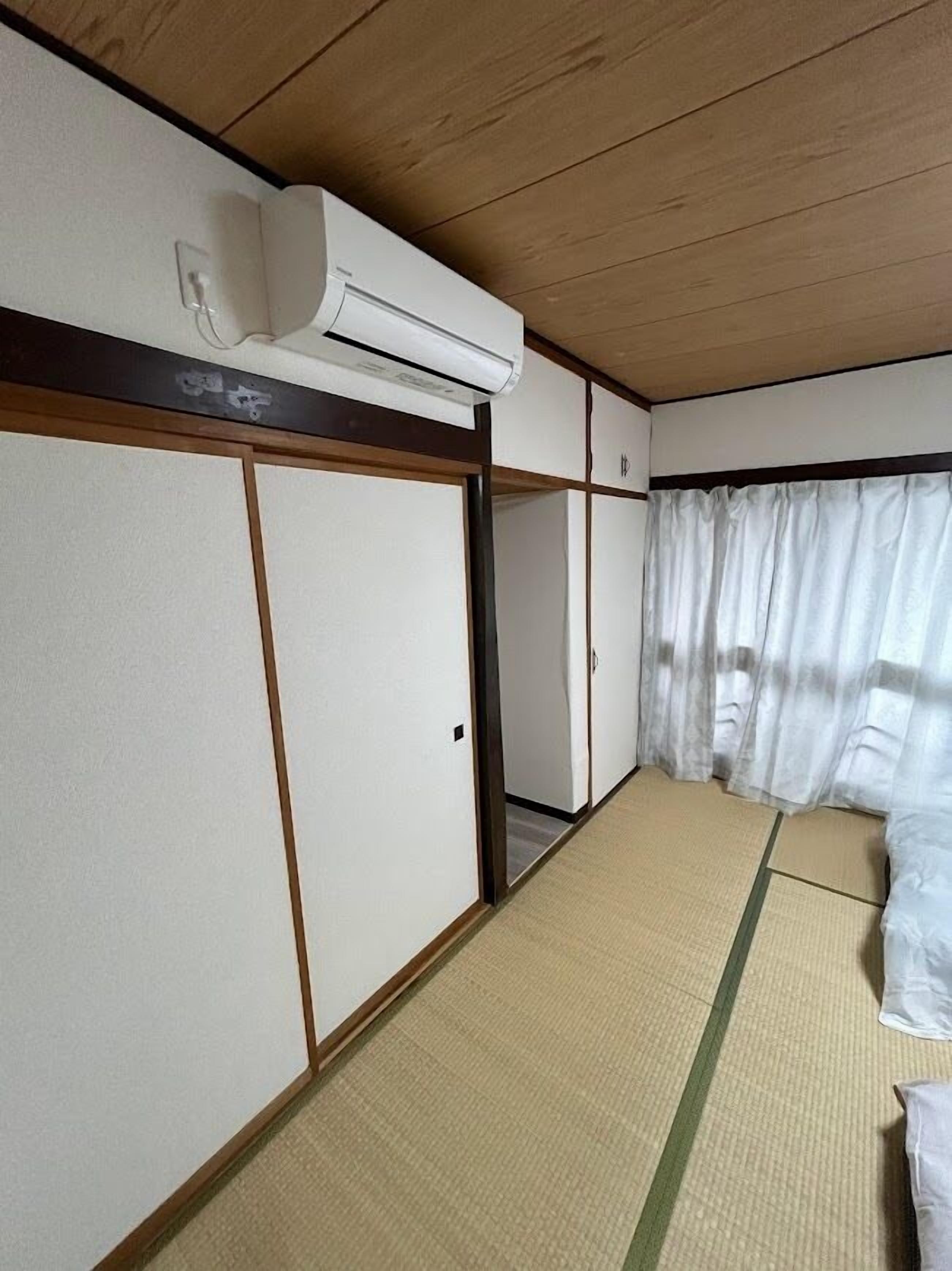 Economy Δωμάτιο (501) | Πουπουλένια παπλώματα, μοναδική διακόσμηση, μοναδική επίπλωση 