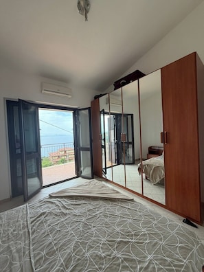 3 chambres, fer et planche Ă repasser, Wi-Fi, draps fournis