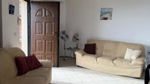 TV - Panoramic Sea view Deluxe Apartment in Joppolo (Joppolo)