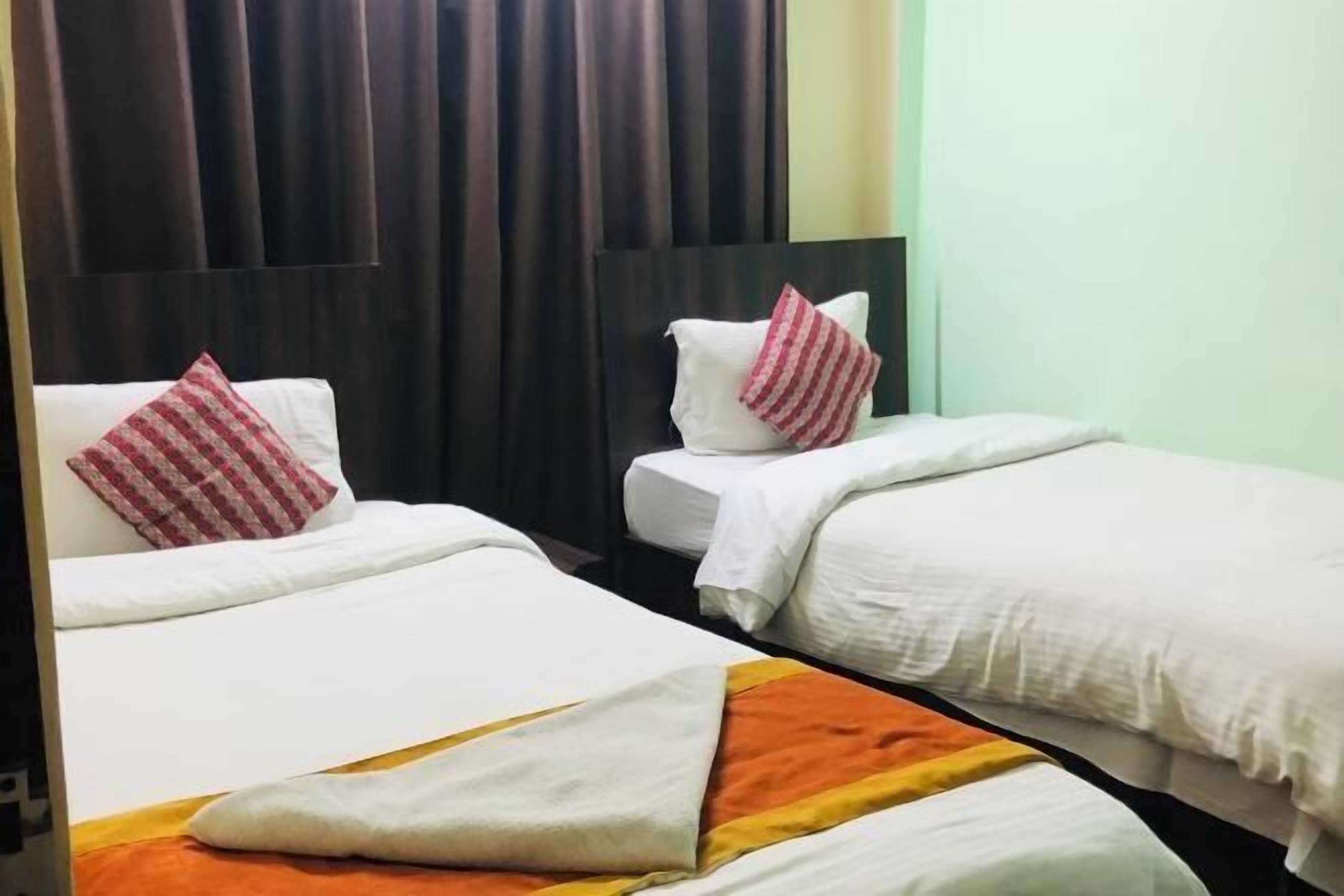 Free WiFi, bed sheets