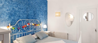 Ground floor ideal for couples 1min beach