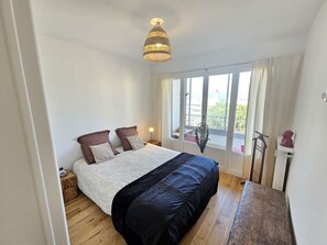 1 soverom, strykejern/-brett og wi-fi (inkludert)