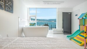 Habitació bàsica, 1 dormitori (dal dul (the first floor,ONLY KOR)) | 1 dormitori i wifi gratuïta 