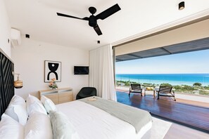 Legend Oceanview Penthouse - Legend Hill Residences & Spa (Black River)