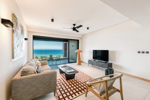 Legend Suite with Oceanview | Living area - Legend Hill Residences & Spa (Black River)