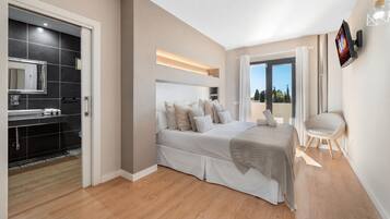 5 habitaciones, tabla de planchar con plancha, internet y ropa de cama