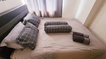 1 chambre, fer et planche Ă repasser, Wi-Fi, draps fournis