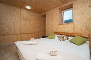 Habitación familiar, vistas al jardín | Wifi gratis