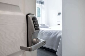 1 Schlafzimmer, Bügeleisen/Bügelbrett, kostenloses WLAN, Bettwäsche