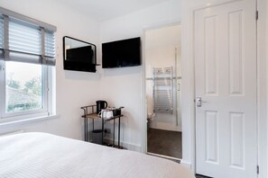 1 Schlafzimmer, BĂŒgeleisen/BĂŒgelbrett