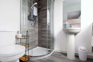 Douche, séchoir à cheveux