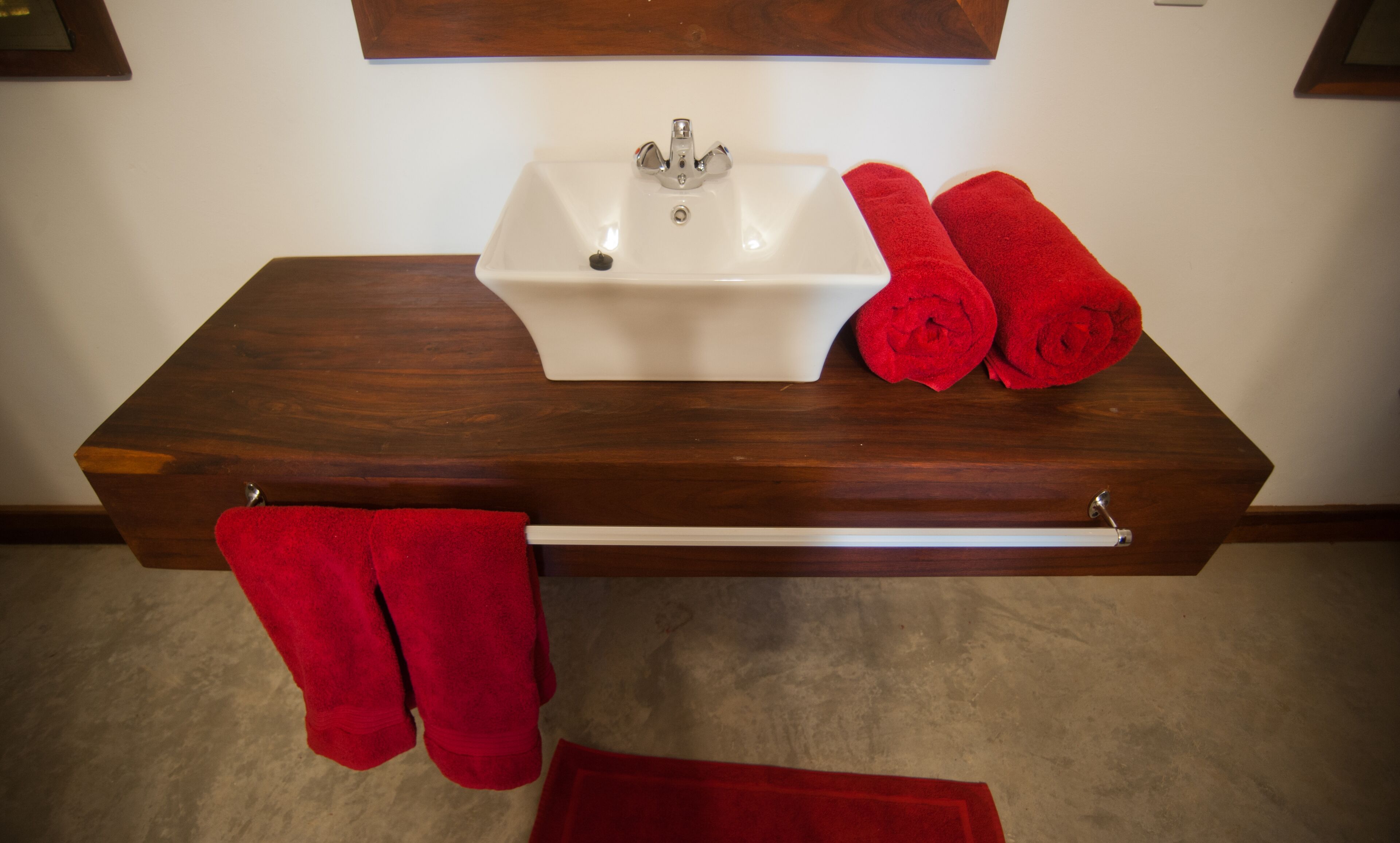 Standard Tent | Bathroom