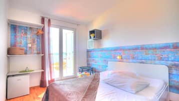 Shared Dormitory, Multiple Bedrooms, Smoking, Terrace | 8 bedrooms