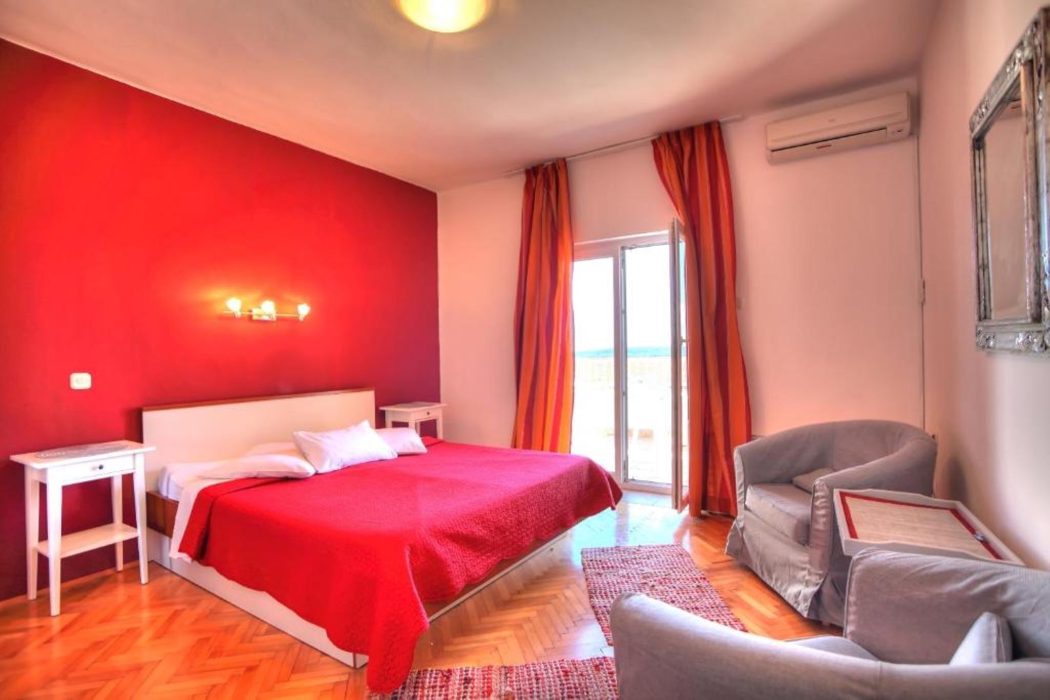 8 habitaciones 