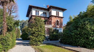 Villa | 5 Schlafzimmer