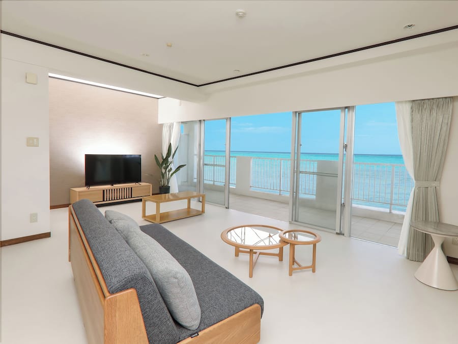 In-room safe, desk, free WiFi, bed sheets