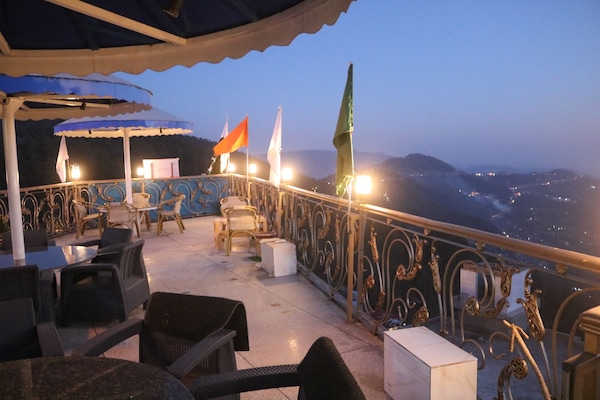 Deluxe-huone | Näkymä kaupungille