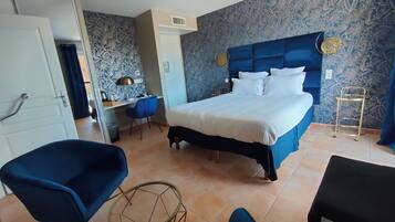 Minibar, individually decorated, desk, laptop workspace