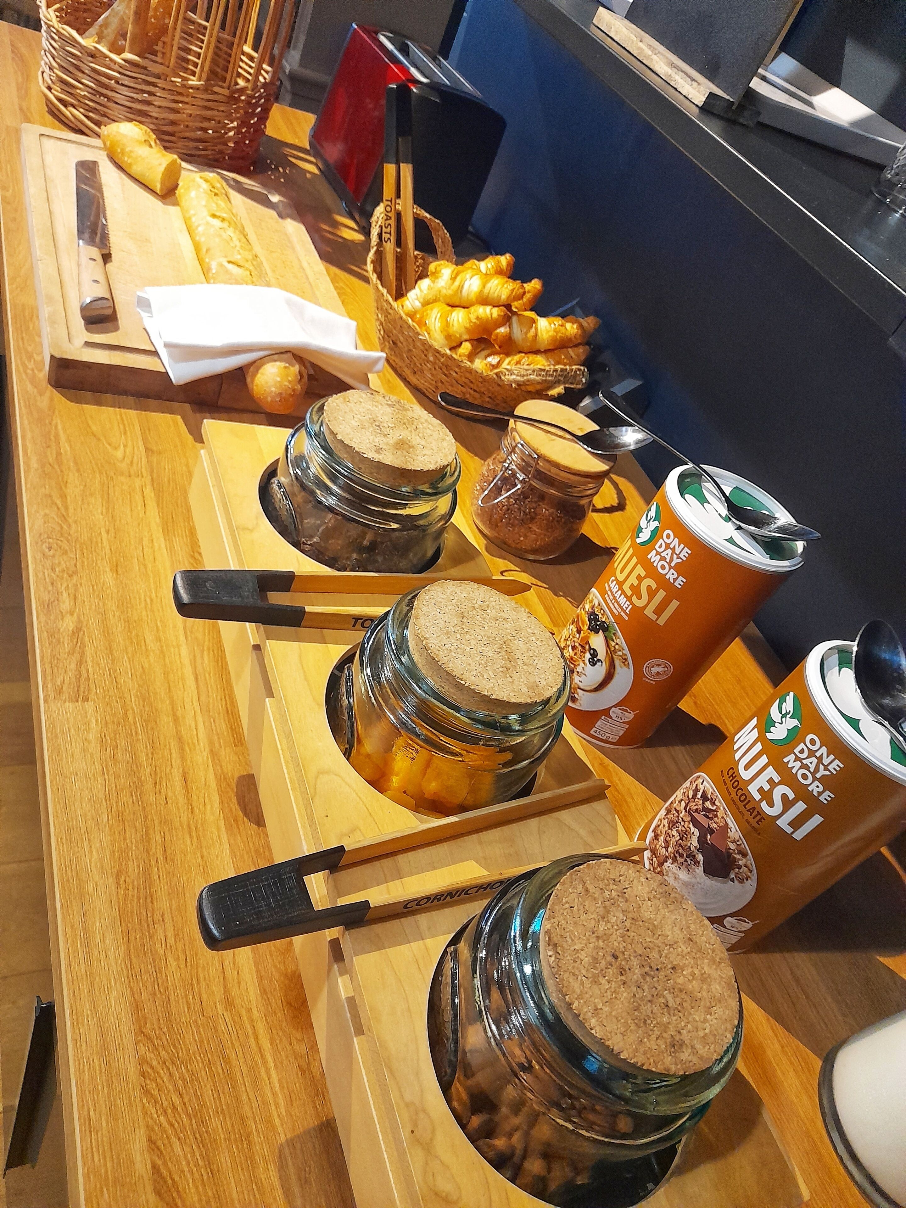 朝食ビュッフェ