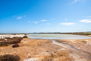 Nhà liên kế Tiêu chuẩn, nhiều phòng ngủ (2 Le Perle Di Stintino) | Bãi biển