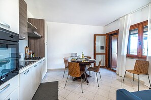 Fridge, oven, stovetop, coffee/tea maker - 3 Le Perle Di Stintino (Stintino)