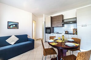 Televisión de 21 pulgadas con canales digitales 