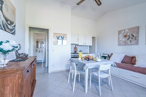 Casa geminada standard, vários quartos (1 Le Perle Di Stintino) | Opções para refeição