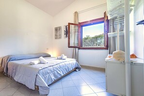 Maison mitoyenne Standard, plusieurs chambres (1 Le Perle Di Stintino) | 2 chambres, fer et planche à repasser, Wi-Fi gratuit, draps fournis