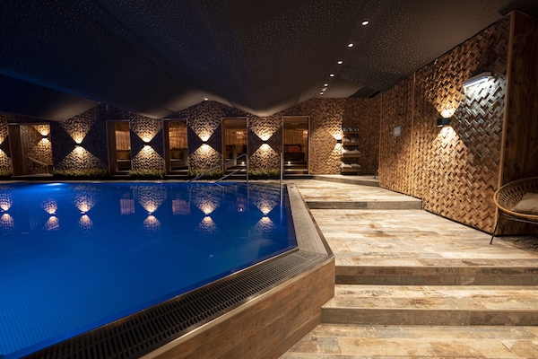 Indoor pool, seasonal outdoor pool