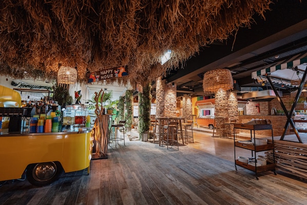 Free daily buffet breakfast - EdeR FriDa – Family Hotel – Tuttiii KomPletti ALL InKlusiv (Maria Alm am Steinernen Meer)