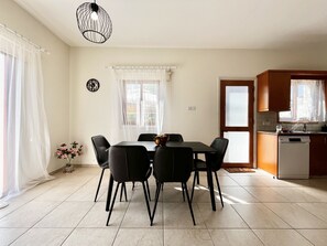 Dining - STAY Tranquility Cove (Voroklini)