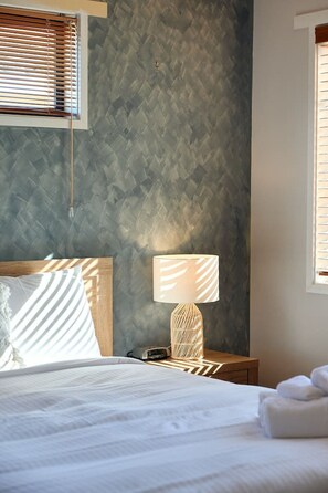 3 soverom, strykejern/-brett, wi-fi og sengetøy