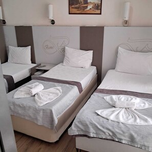 City Triple Room